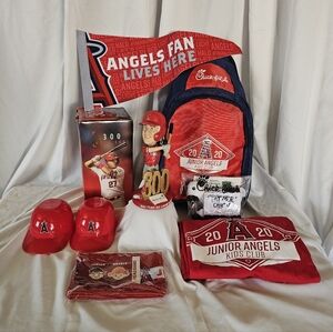 Anaheim ANGELS Fan 8-Piece KIT [TROUT 300HR BobbleHead]